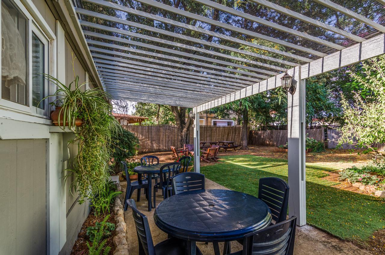 Orna'S Corner Bed & Breakfast Yuval Luaran gambar