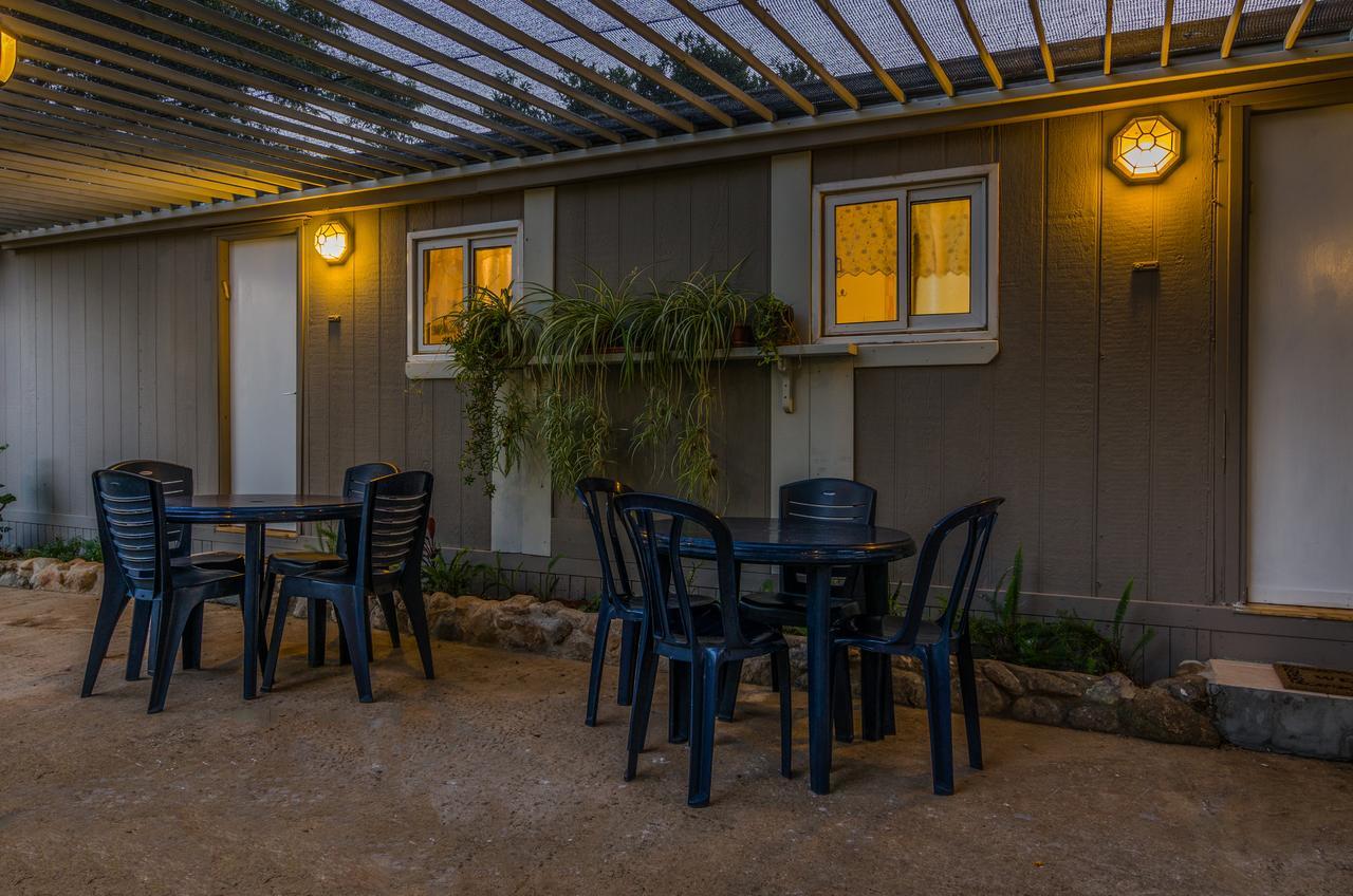 Orna'S Corner Bed & Breakfast Yuval Luaran gambar